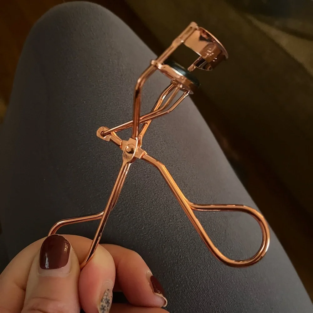 Eyelash Curler by Babe Lash